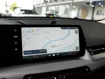 BMW X2 sDrive 20i Komfortzugang Kamera