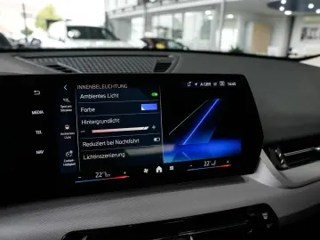 BMW X2 sDrive 20i Komfortzugang Kamera