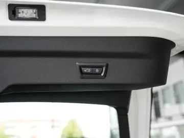 BMW X2 sDrive 20i Komfortzugang Kamera