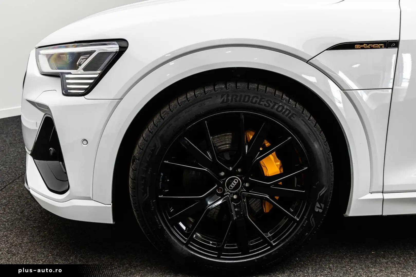 AUDI E-TRON 55 2x S LINE BLACK MATRIX ACC PANO 360