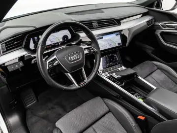 AUDI E-TRON 55 2x S LINE BLACK MATRIX ACC PANO 360