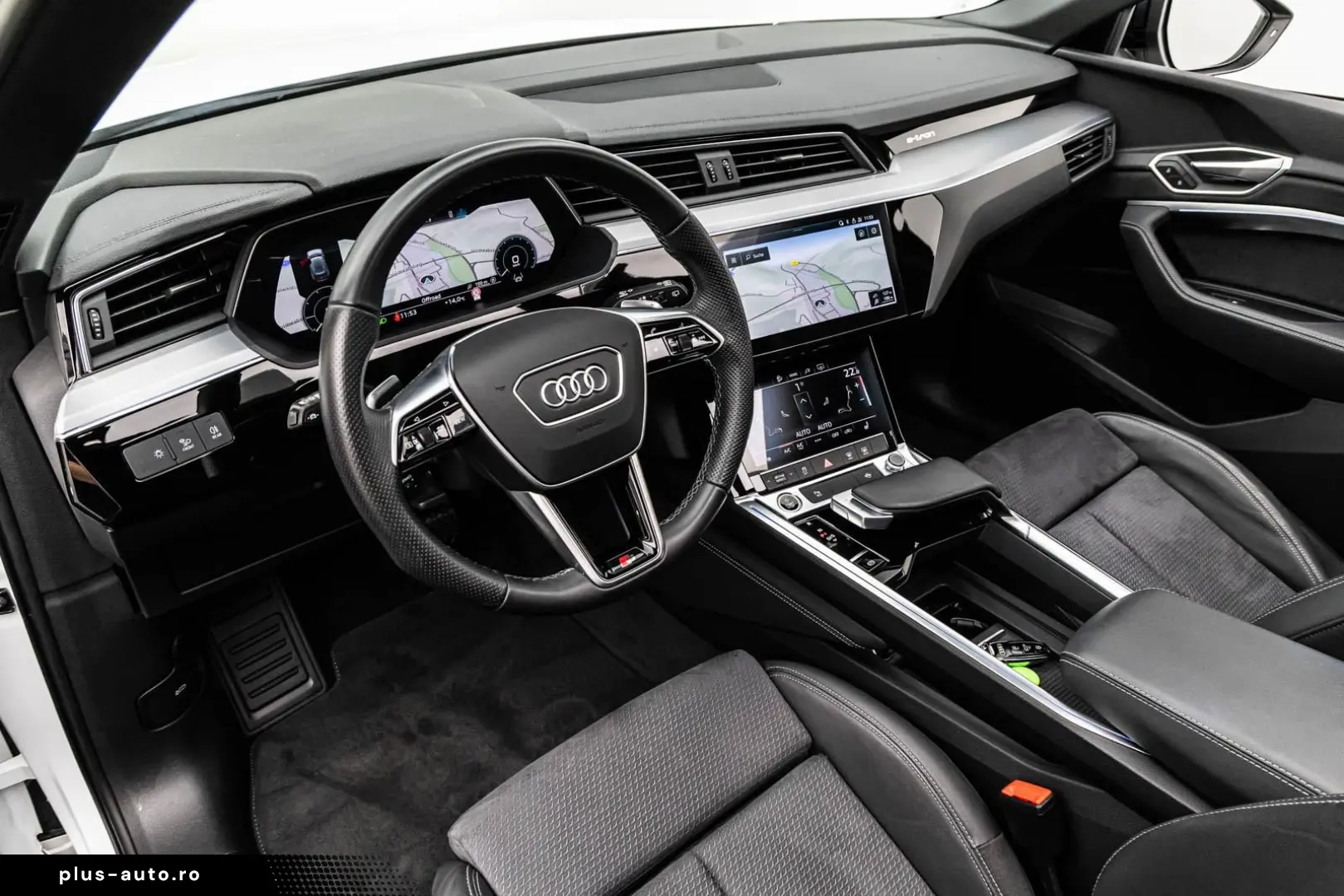 AUDI E-TRON 55 2x S LINE BLACK MATRIX ACC PANO 360
