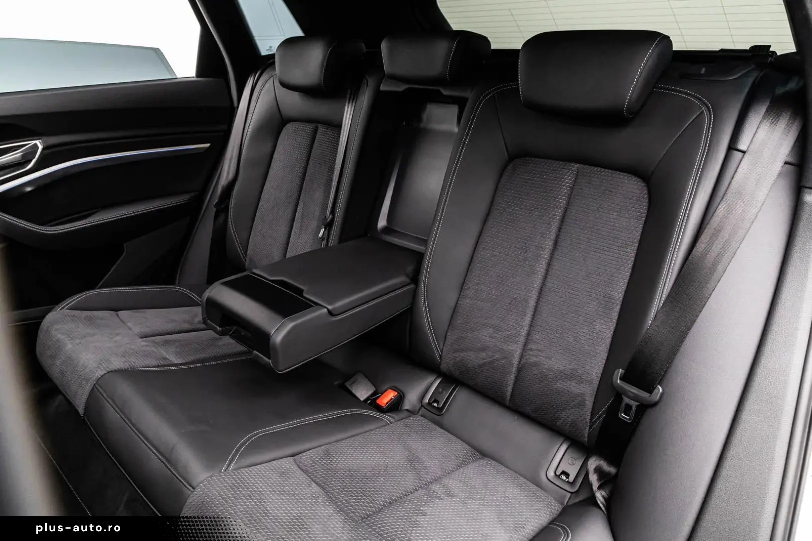 AUDI E-TRON 55 2x S LINE BLACK MATRIX ACC PANO 360