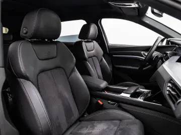 AUDI E-TRON 55 2x S LINE BLACK MATRIX ACC PANO 360