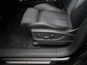 AUDI Q5 Sportback 40 TDI qu. S line  Matrix AHK Navi