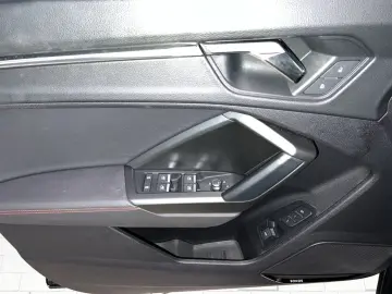 AUDI Q3  Sportback 40 2.0 TDI quattro  S line  20 Zol