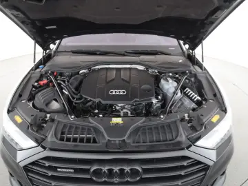 AUDI A8 50 TDI quattro tiptr. Standheizung   PANO