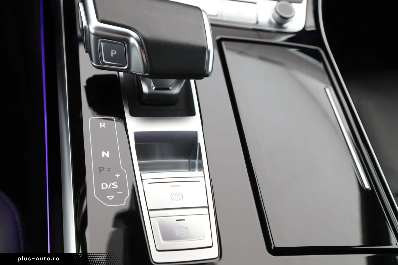 AUDI A8 50 TDI quattro tiptr. Standheizung   PANO