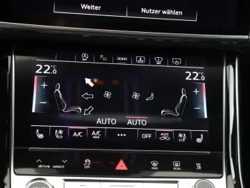 AUDI A8 50 TDI quattro tiptr. Standheizung   PANO