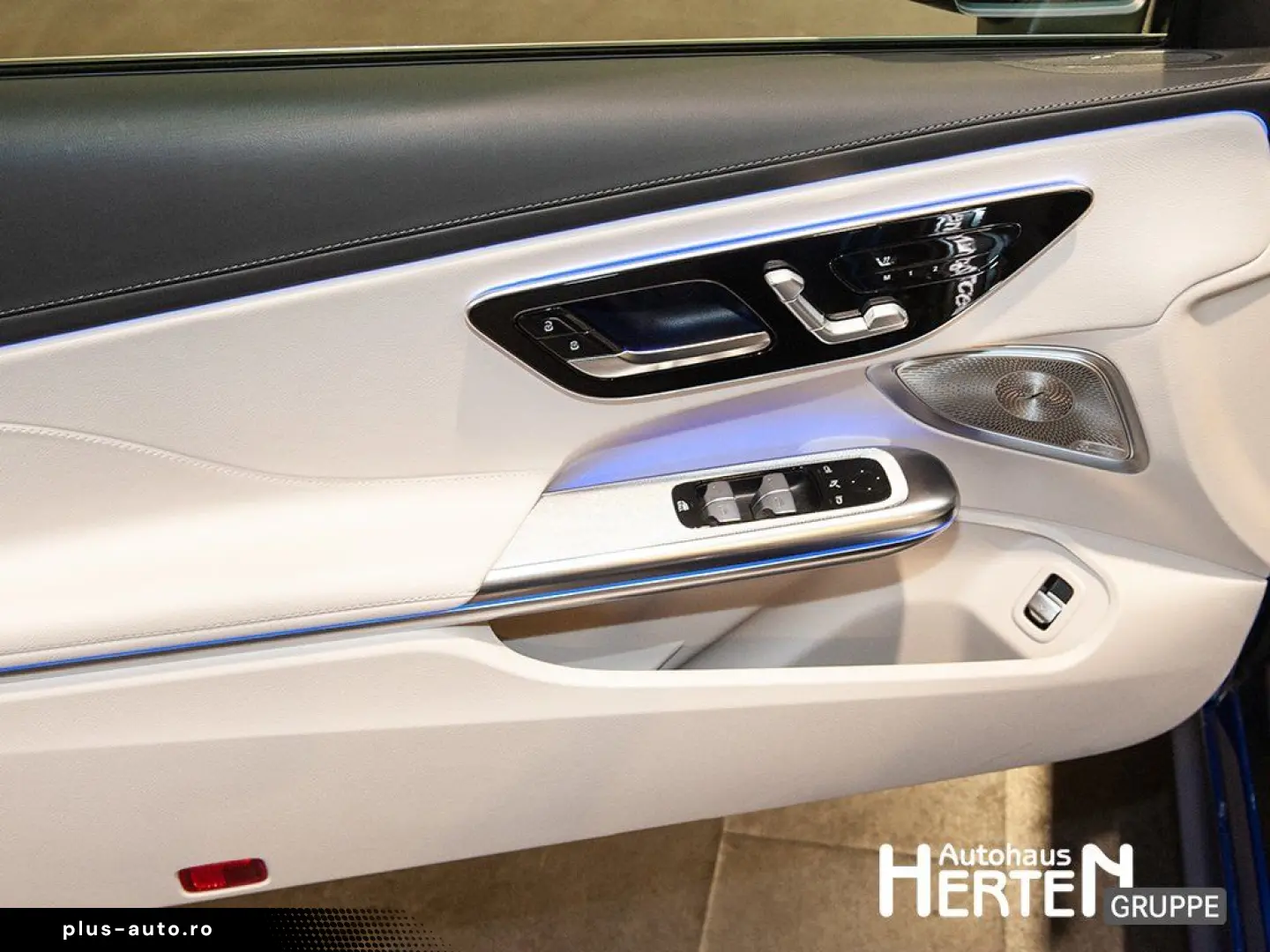 MERCEDES-BENZ CLE 220 d Cabrio AMG NIGHT BURMESTER KEYELESS