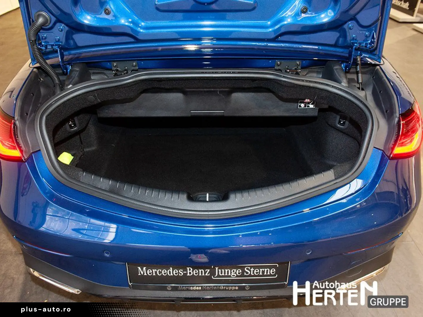 MERCEDES-BENZ CLE 220 d Cabrio AMG NIGHT BURMESTER KEYELESS