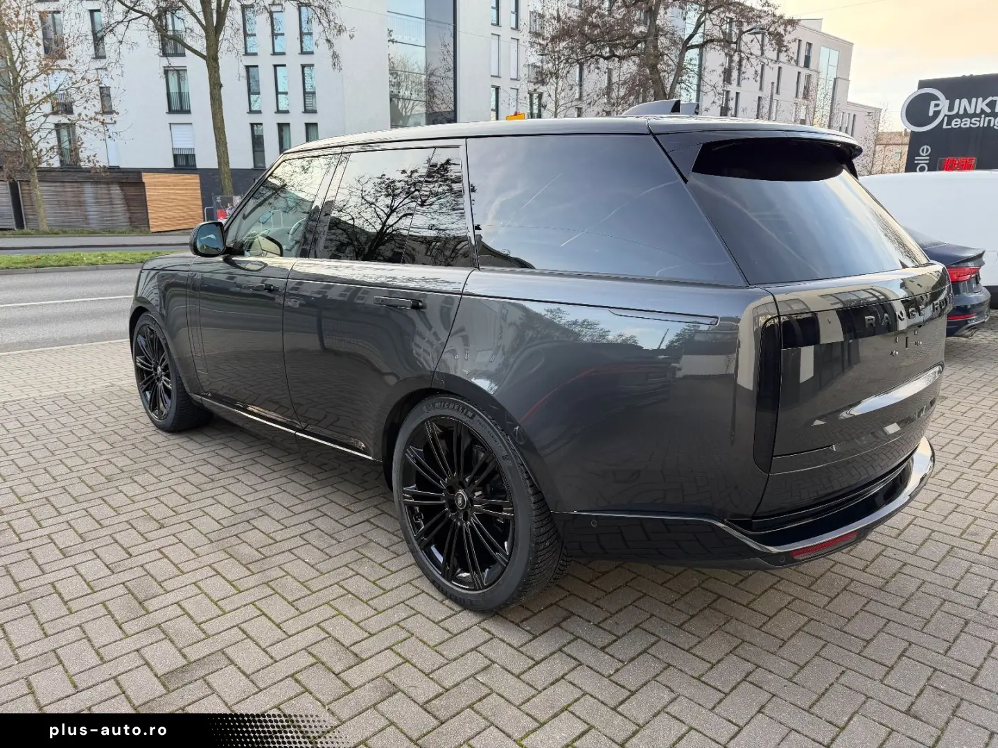LAND ROVER Range Rover 3.0 D350 Pano 23 ALU AHK