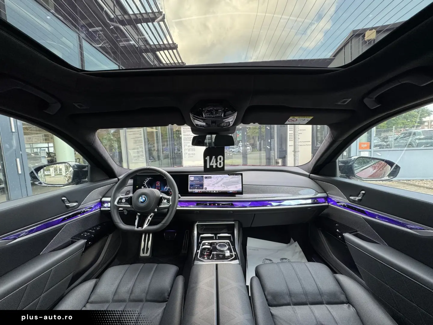 BMW M760e xDrive M Sport PANO-SKY Autom.Tür Massage