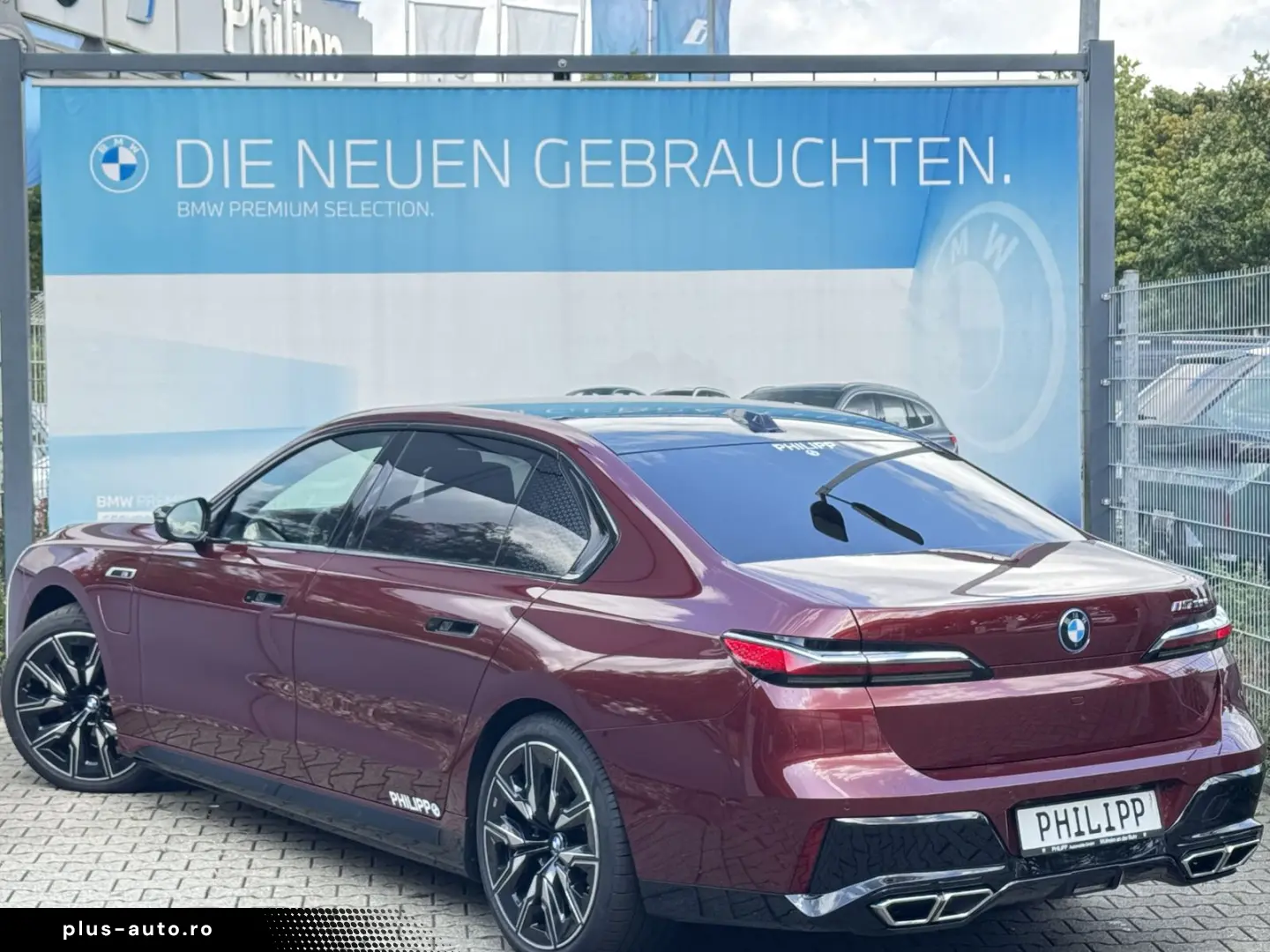 BMW M760e xDrive M Sport PANO-SKY Autom.Tür Massage