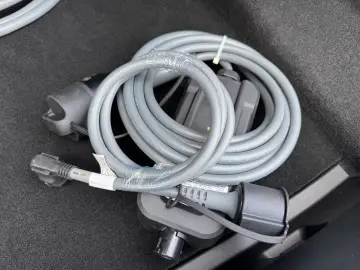 BMW M760e xDrive M Sport PANO-SKY Autom.Tür Massage