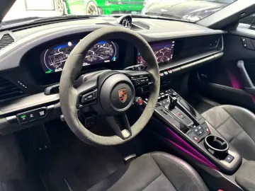 PORSCHE 992-911 CARRERA GTS CABRIO BOSE® HA-LENKUNG 21