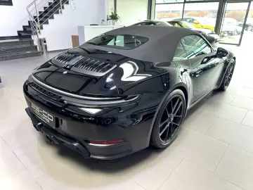 PORSCHE 992-911 CARRERA GTS CABRIO BOSE® HA-LENKUNG 21