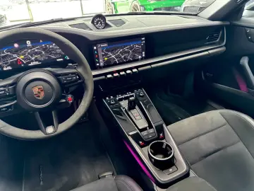 PORSCHE 992-911 CARRERA GTS CABRIO BOSE® HA-LENKUNG 21