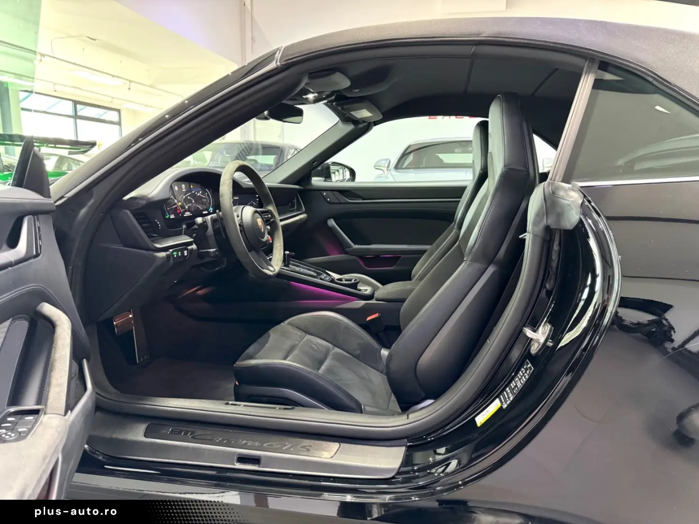 PORSCHE 992-911 CARRERA GTS CABRIO BOSE® HA-LENKUNG 21