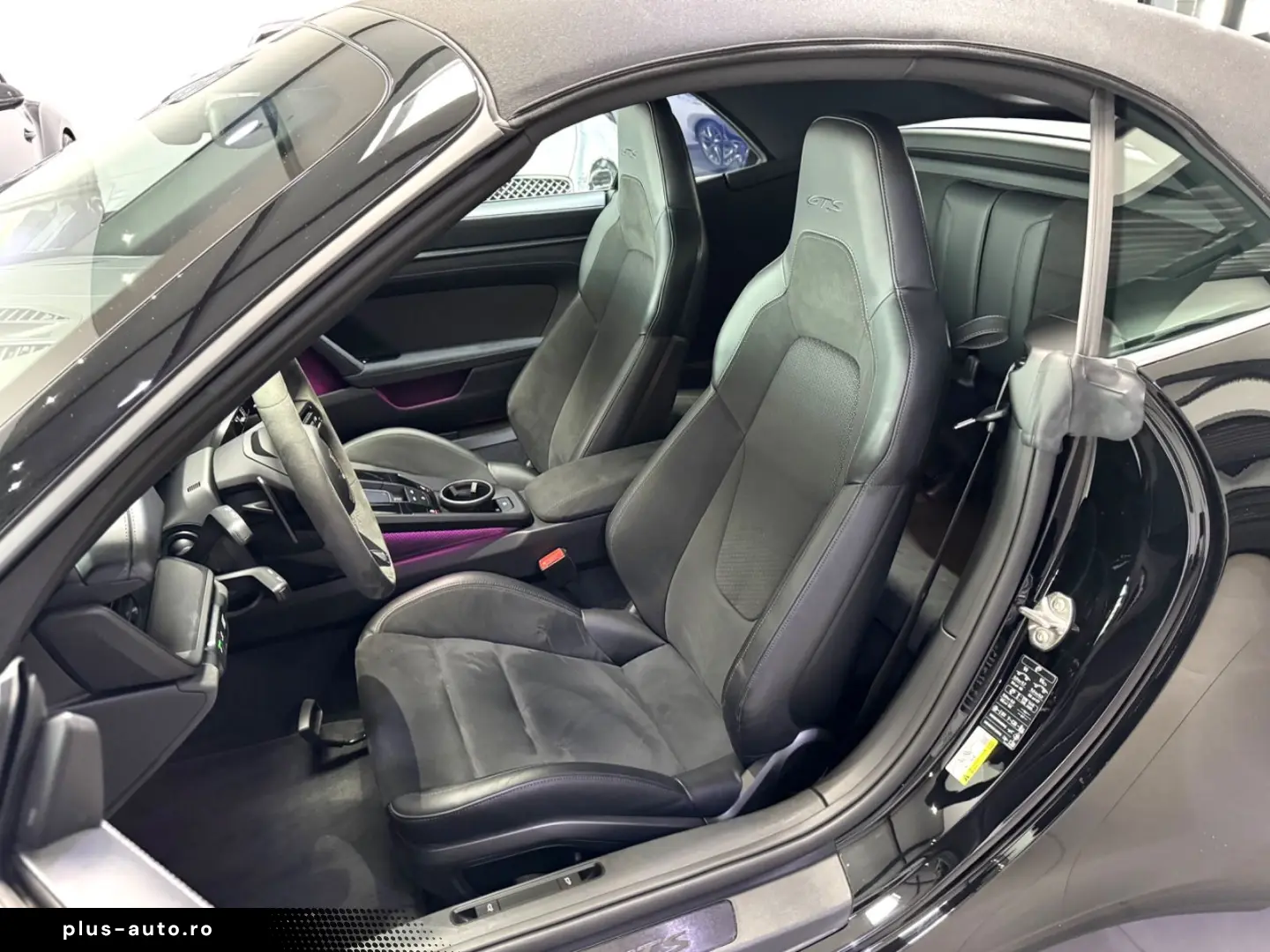 PORSCHE 992-911 CARRERA GTS CABRIO BOSE® HA-LENKUNG 21