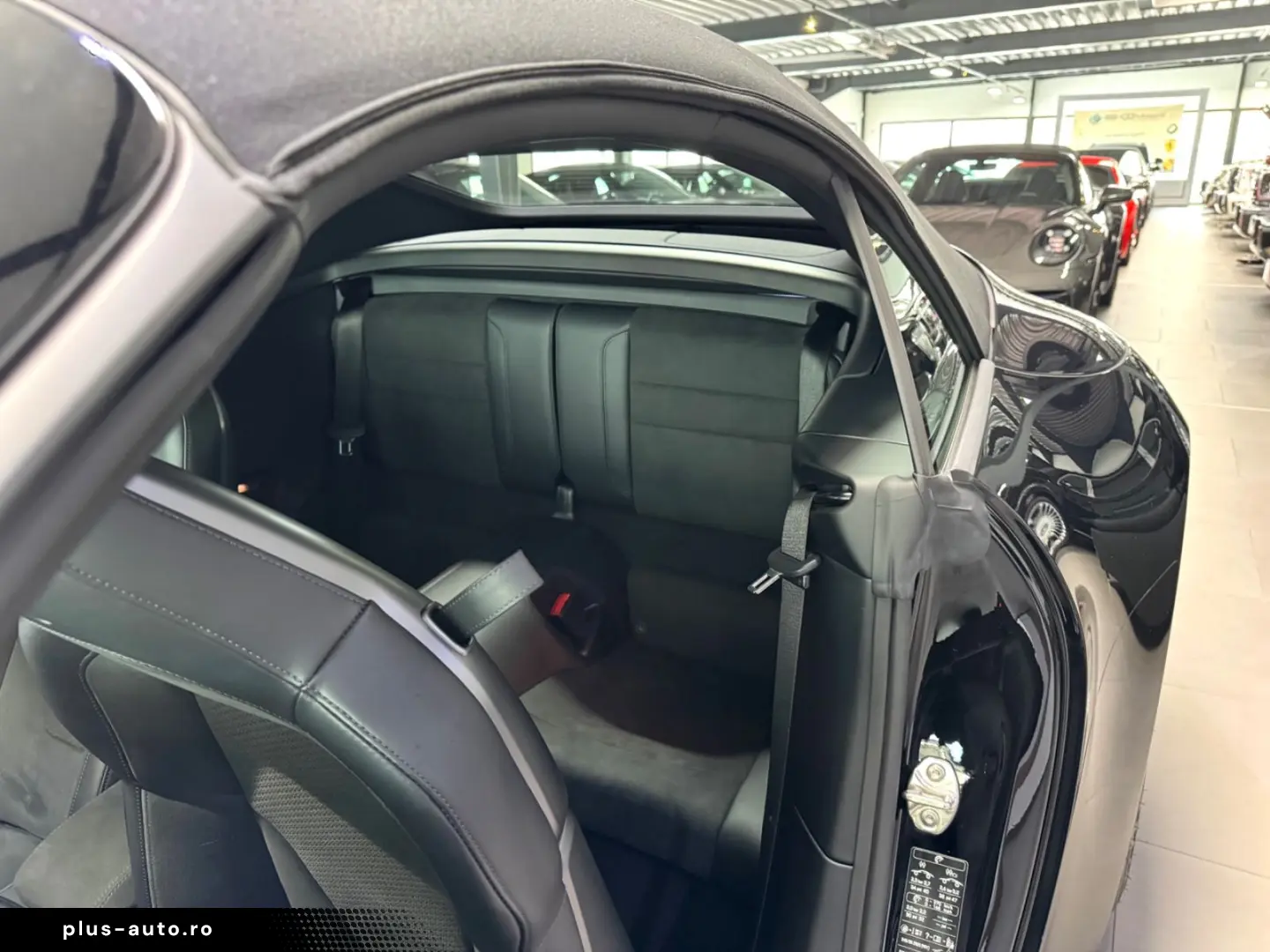 PORSCHE 992-911 CARRERA GTS CABRIO BOSE® HA-LENKUNG 21