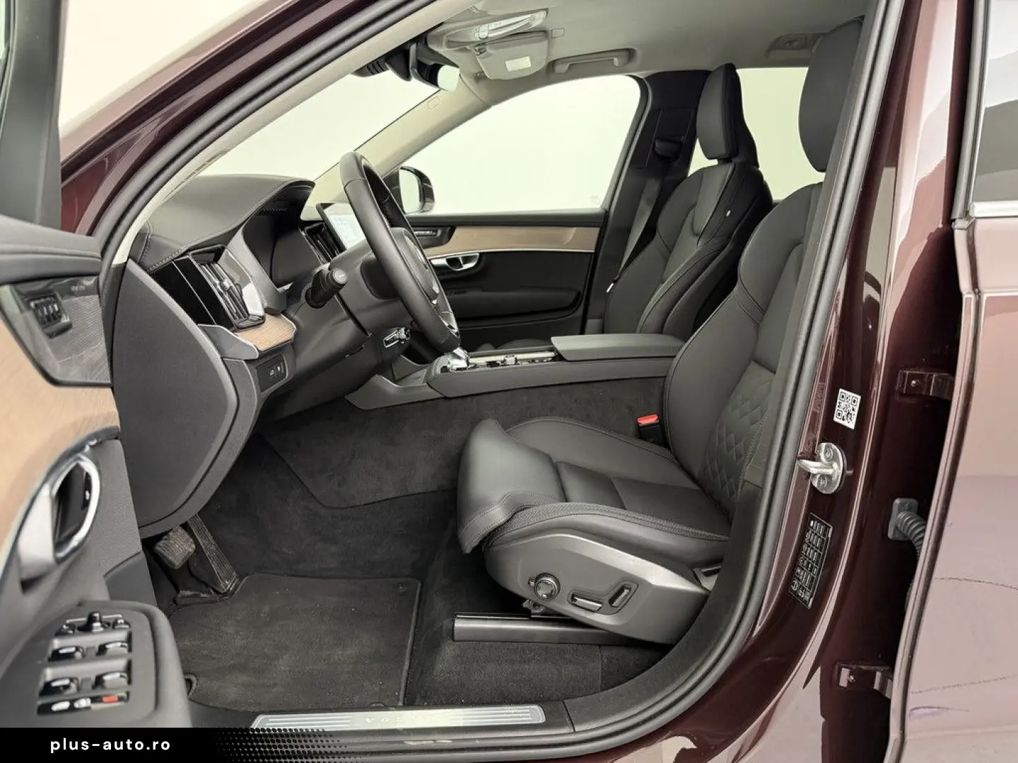 VOLVO XC90 2.0 Plus Bright Recharge Plug-In Hybrid AWD