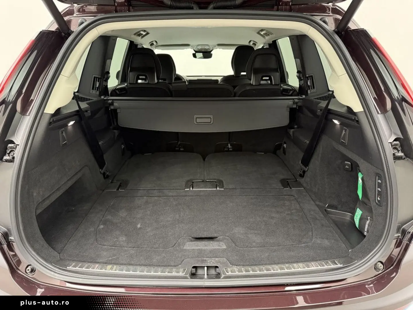 VOLVO XC90 2.0 Plus Bright Recharge Plug-In Hybrid AWD