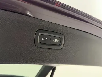 VOLVO XC90 2.0 Plus Bright Recharge Plug-In Hybrid AWD