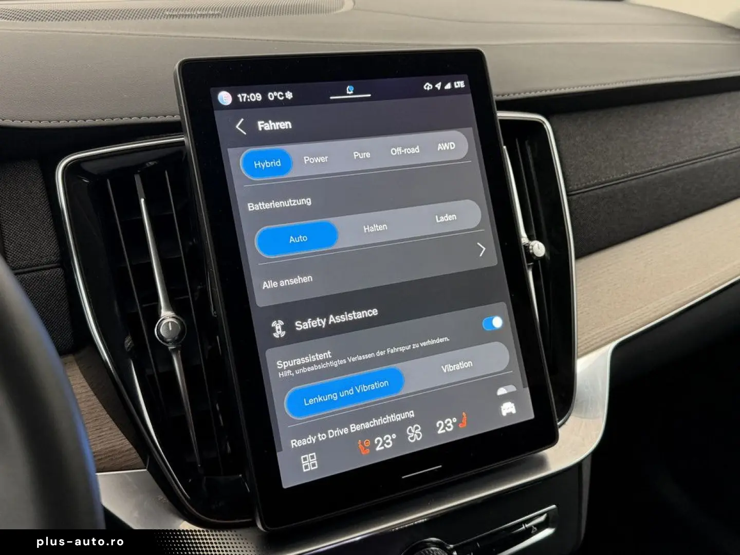 VOLVO XC90 2.0 Plus Bright Recharge Plug-In Hybrid AWD