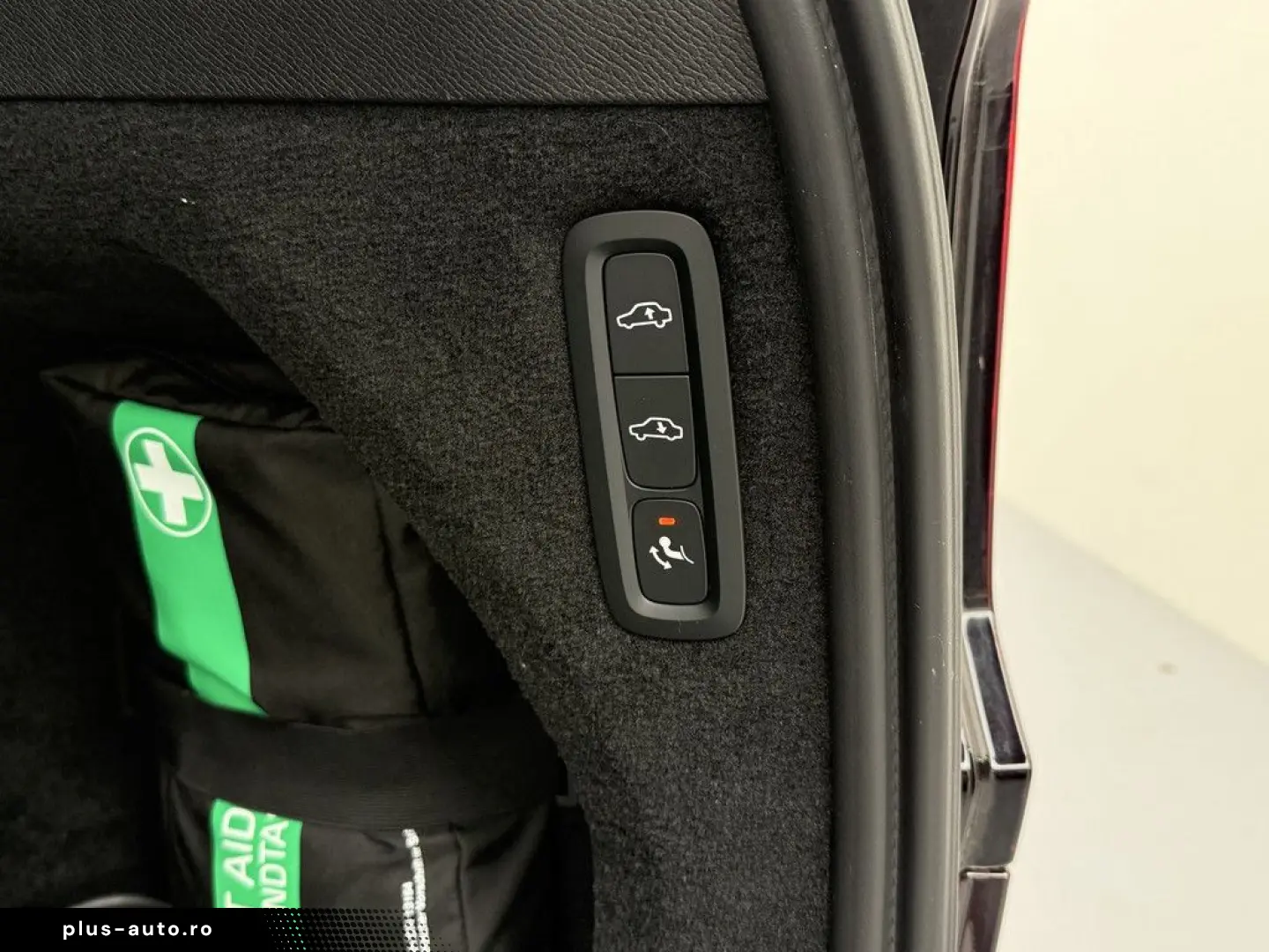 VOLVO XC90 2.0 Plus Bright Recharge Plug-In Hybrid AWD