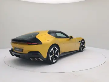 FERRARI 12Cilindri - CARBON - FERRARI HAMBURG