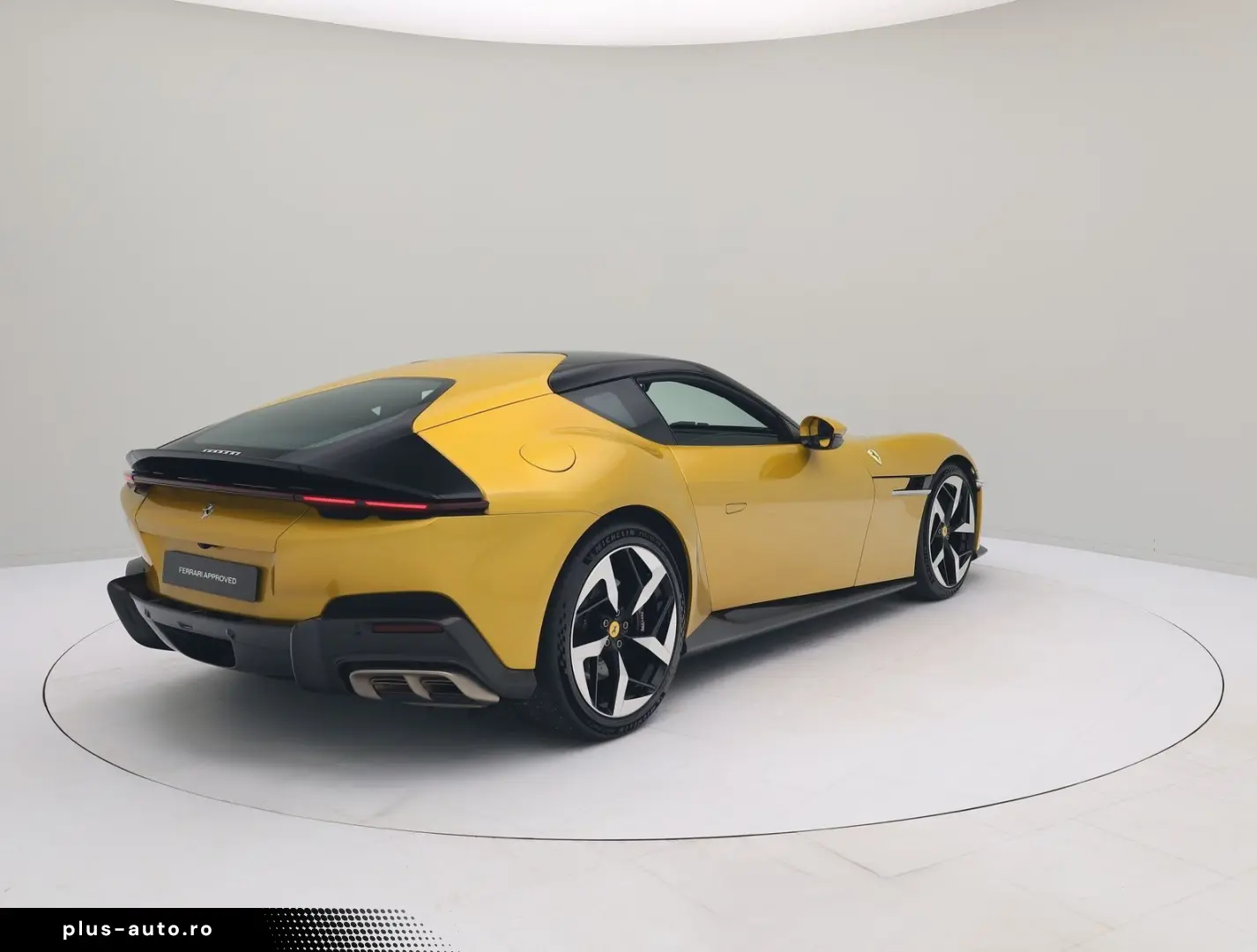 FERRARI 12Cilindri - CARBON - FERRARI HAMBURG