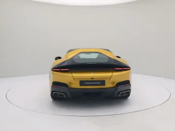 FERRARI 12Cilindri - CARBON - FERRARI HAMBURG