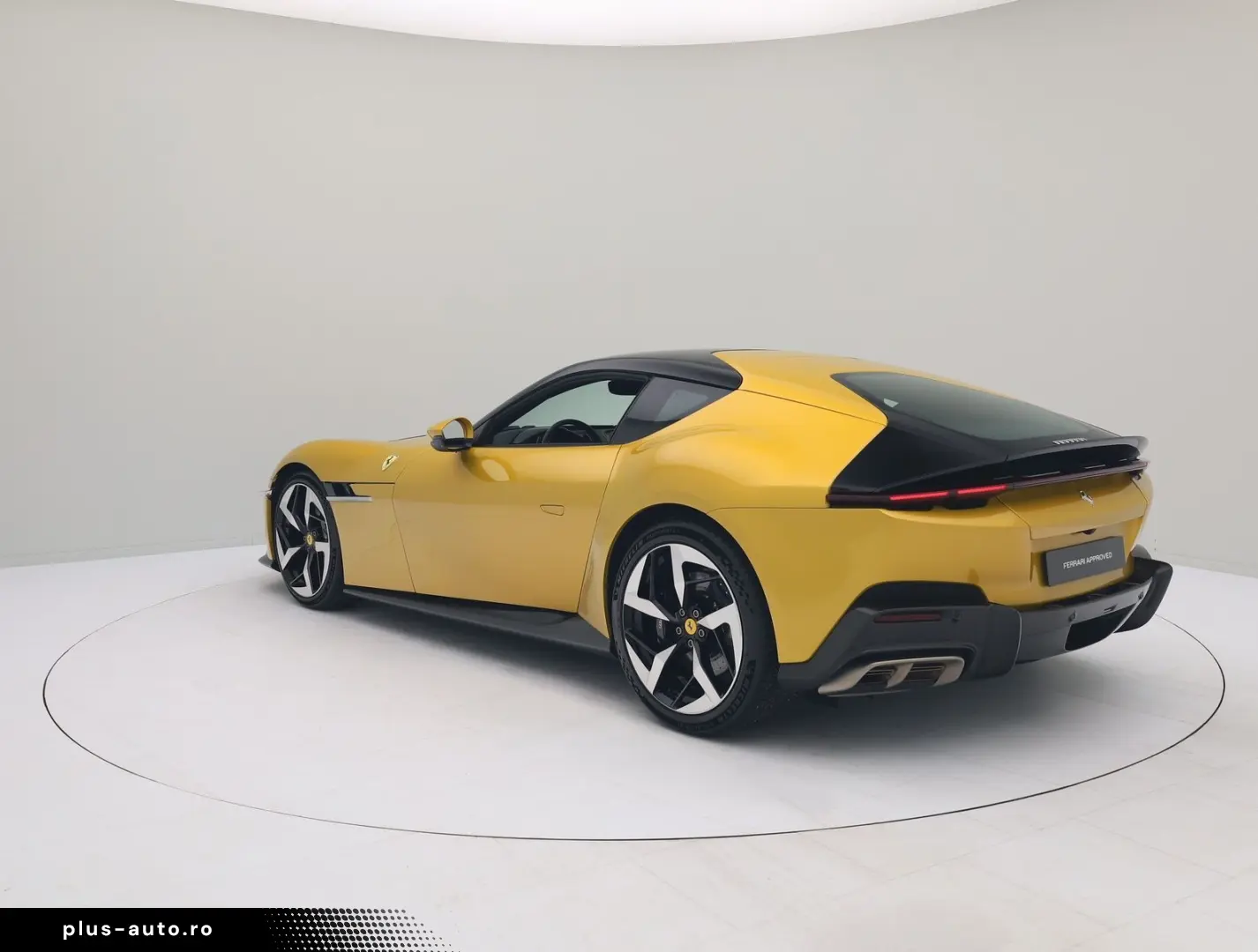 FERRARI 12Cilindri - CARBON - FERRARI HAMBURG