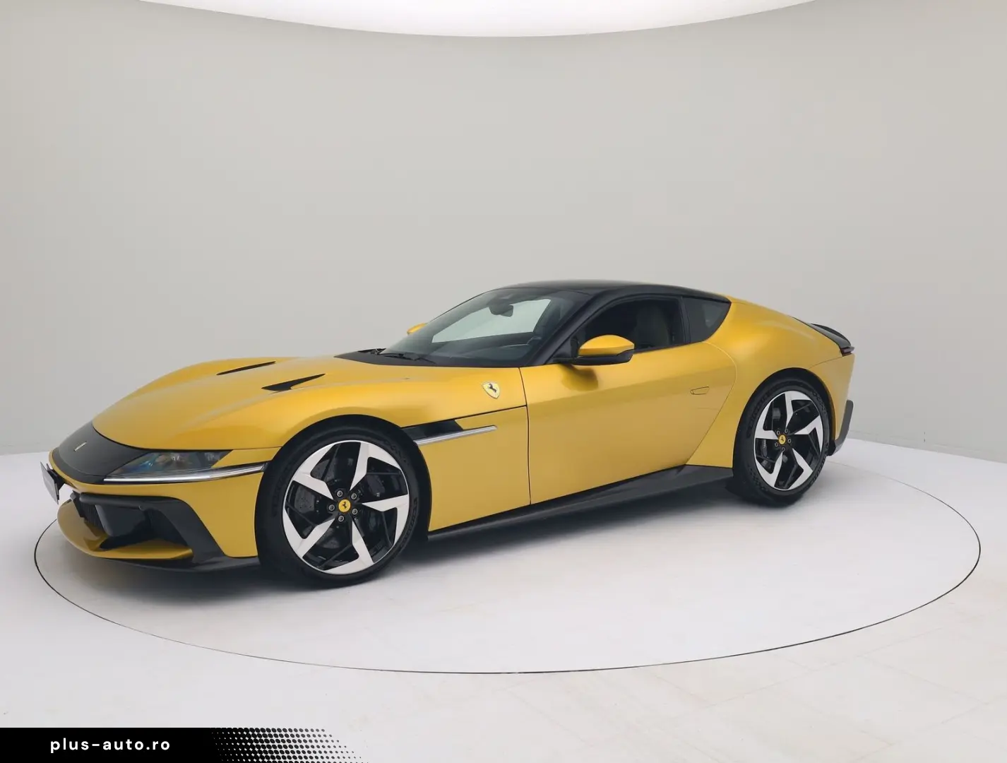 FERRARI 12Cilindri - CARBON - FERRARI HAMBURG