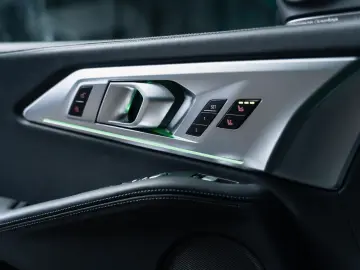 BMW XM   AC Schnitzer   HUD   ACC   AHK   VAT