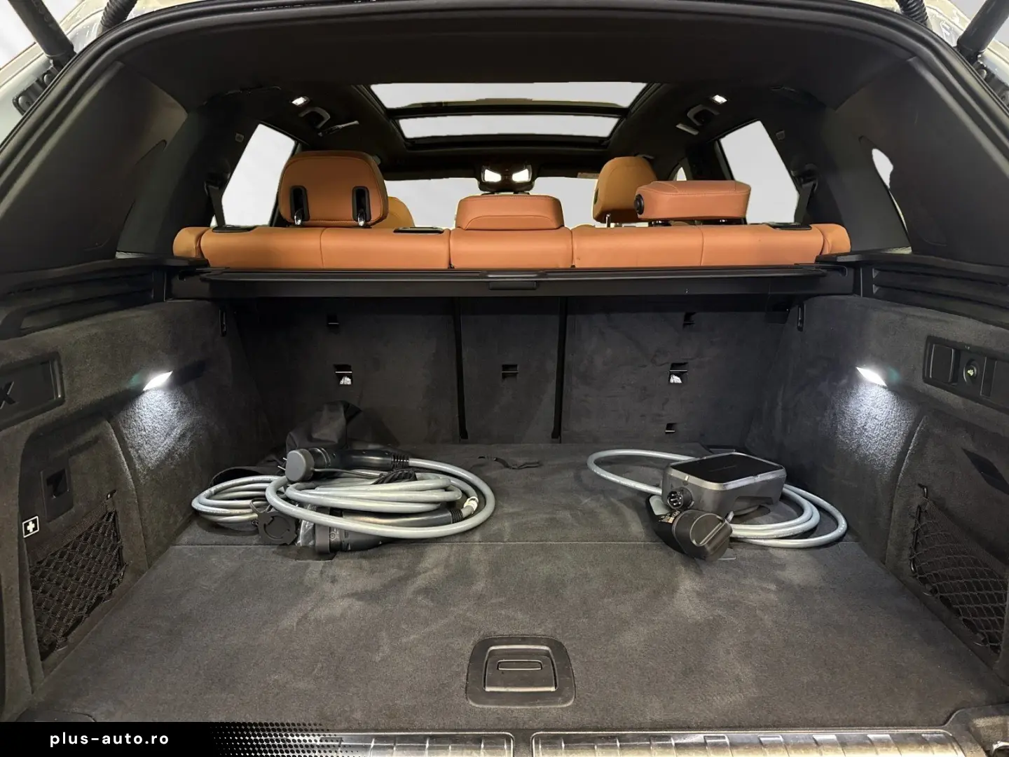 BMW X5 xDrive50e M Sport AHK Pano 21 LM Head-Up