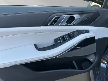 BMW X5 xDrive50e M Sport 21  Pano 360  H&K Komfortpa