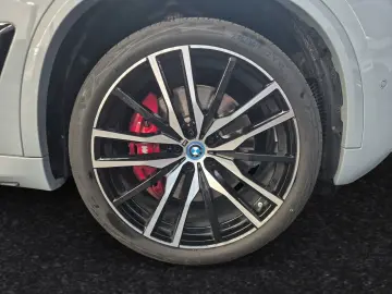 BMW X5 xDrive50e M Sport Pro AHK Harman Kardon