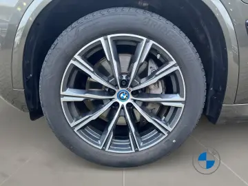 BMW X5 xDrive50e M Sport 20  AHK Pano Softclose H&K