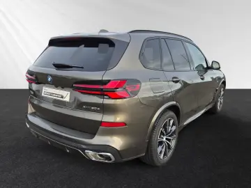 BMW X5 xDrive50e M Sport AHK Pano Harman Kardon