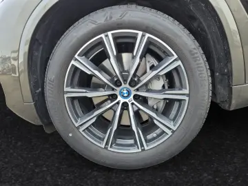 BMW X5 xDrive50e M Sport AHK Pano Harman Kardon