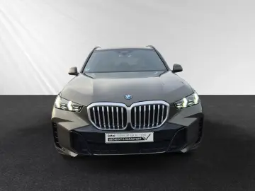 BMW X5 xDrive50e M Sport AHK Pano Harman Kardon