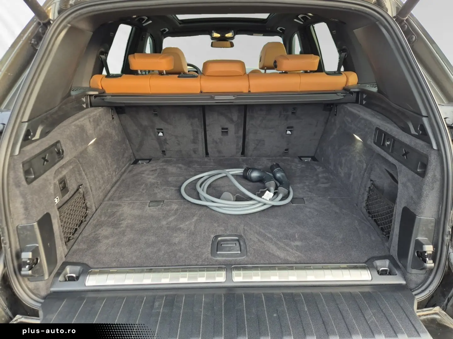 BMW X5 xDrive50e M Sport AHK Pano Harman Kardon