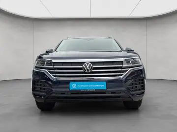 VW Touareg 3.0 TDI Tip NAVI AHK LUFT LEDER GJR ACC