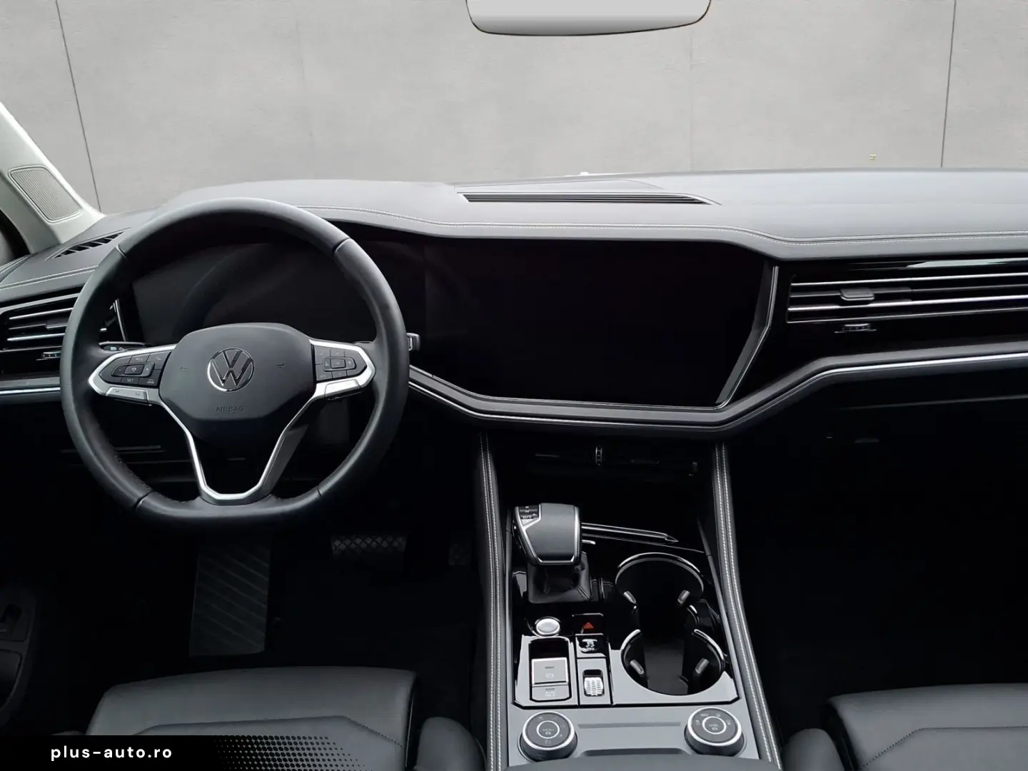 VW Touareg 3.0 TDI Tip NAVI AHK LUFT LEDER GJR ACC