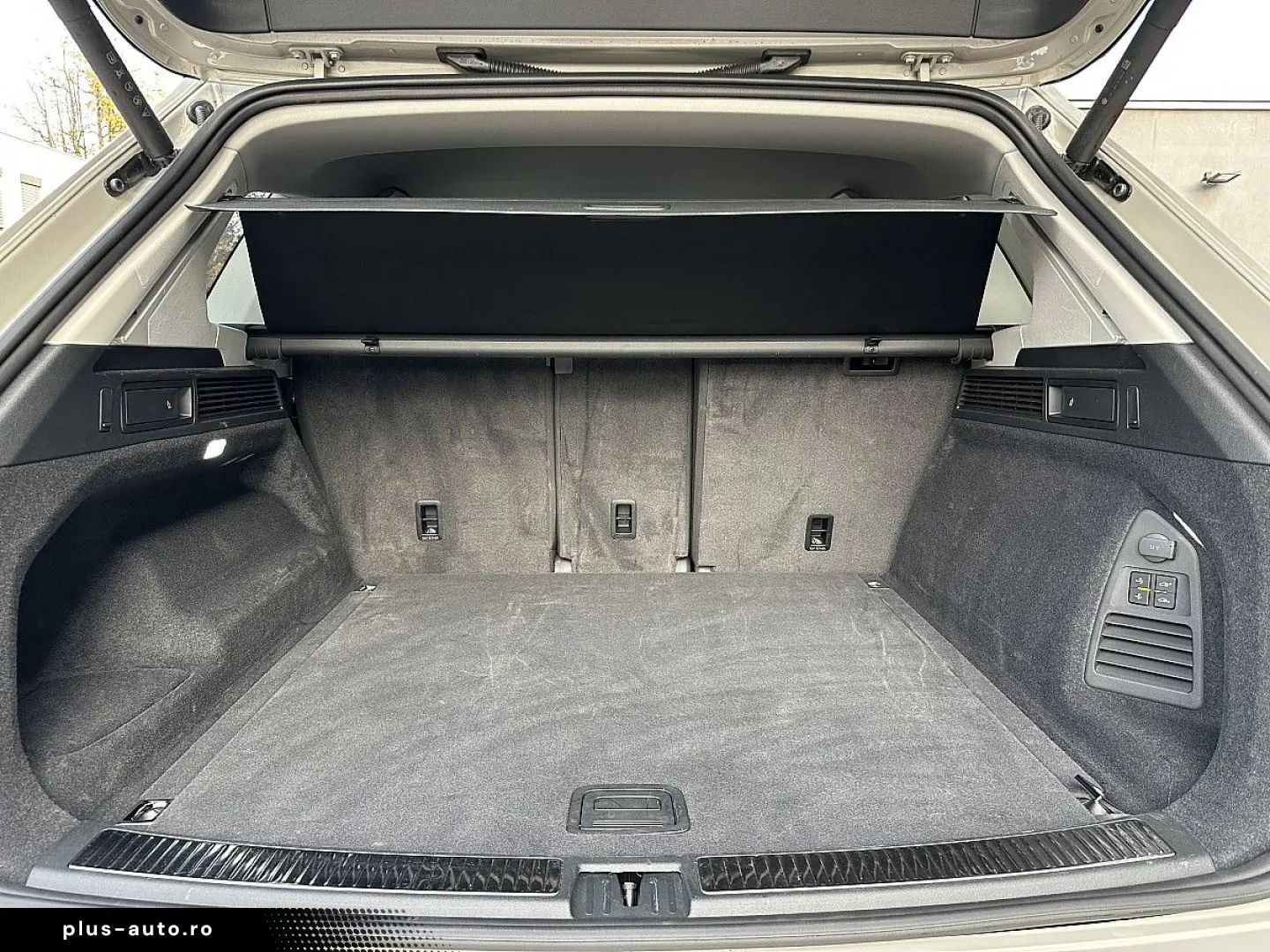 VW Touareg 4Motion V6 TDI SCR 4Me Aut. Luftfahrw...