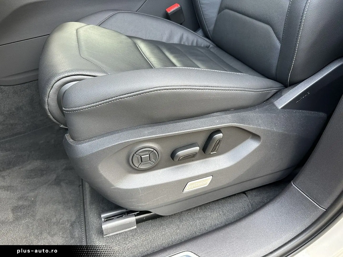 VW Touareg 4Motion V6 TDI SCR 4Me Aut. Luftfahrw...