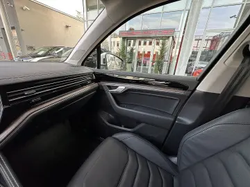 VW Touareg 4Motion V6 TDI SCR 4Me Aut. Luftfahrw...