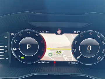 Skoda Superb 2.0 TDI DSG Style